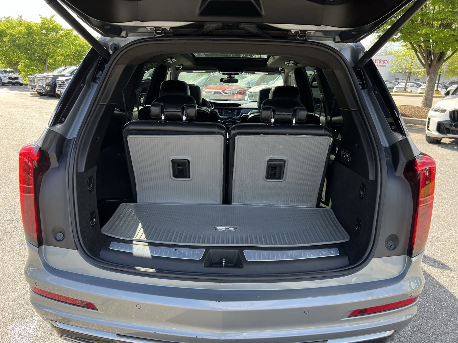 Used 2024 Cadillac XT6 Premium Luxury AWD/4WD image 35