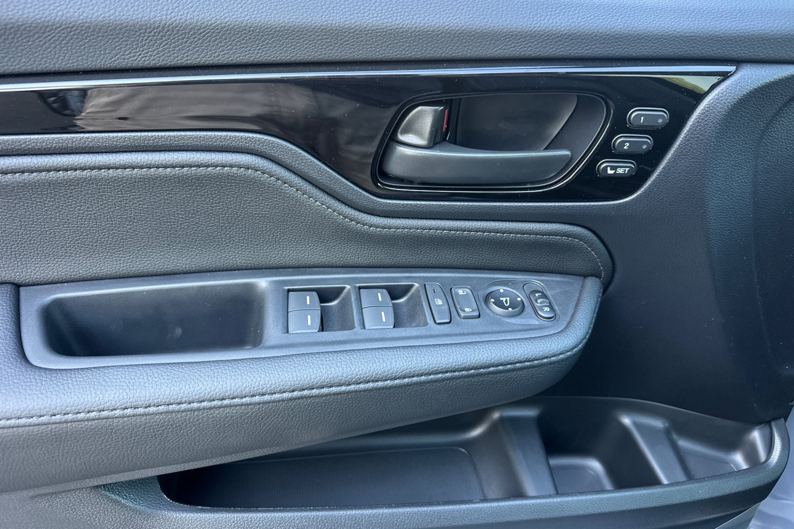 New 2027 Honda Odyssey Touring image 12