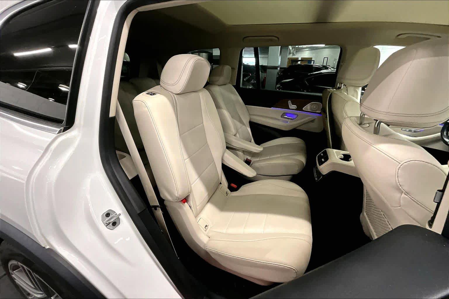 Used 2024 Mercedes-Benz GLS 450 4MATIC image 20