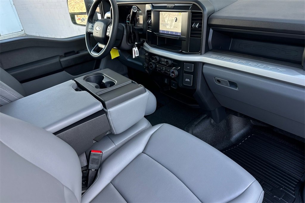 New 2025 Ford F450 XL w/ XL Chrome Package image 11