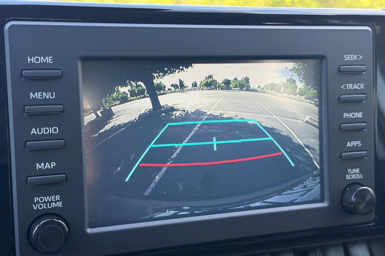Used 2019 Toyota RAV4 LE w/ Carpet Mat Package FWD image 24