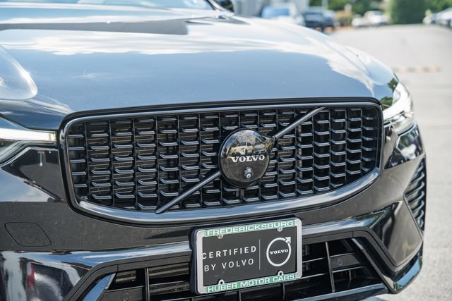 Certified 2024 Volvo XC60 T8 Ultimate w/ Protection Package Premier AWD/4WD image 12