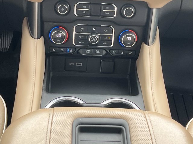 Used 2023 Chevrolet Tahoe Premier w/ Premium Package RWD image 18