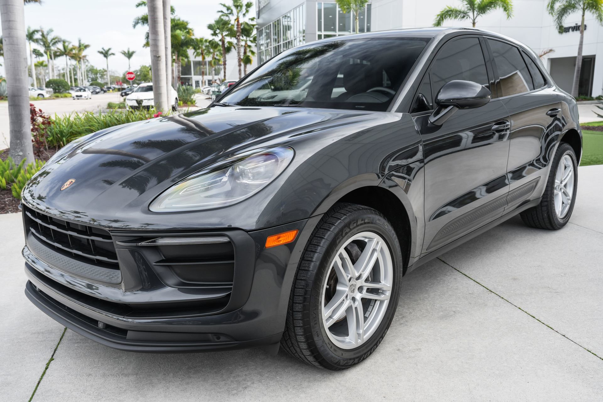 Used 2022 Porsche Macan image 5
