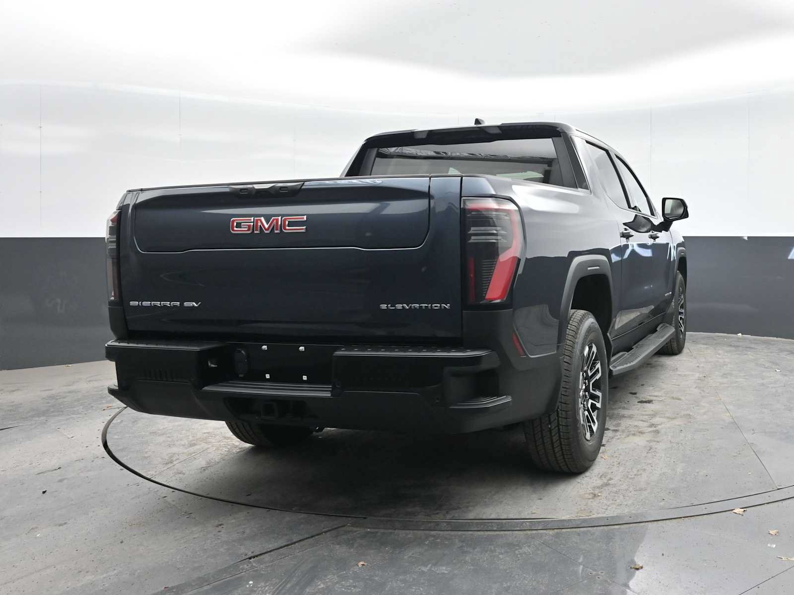 New 2026 GMC Sierra EV Elevation AWD/4WD image 9