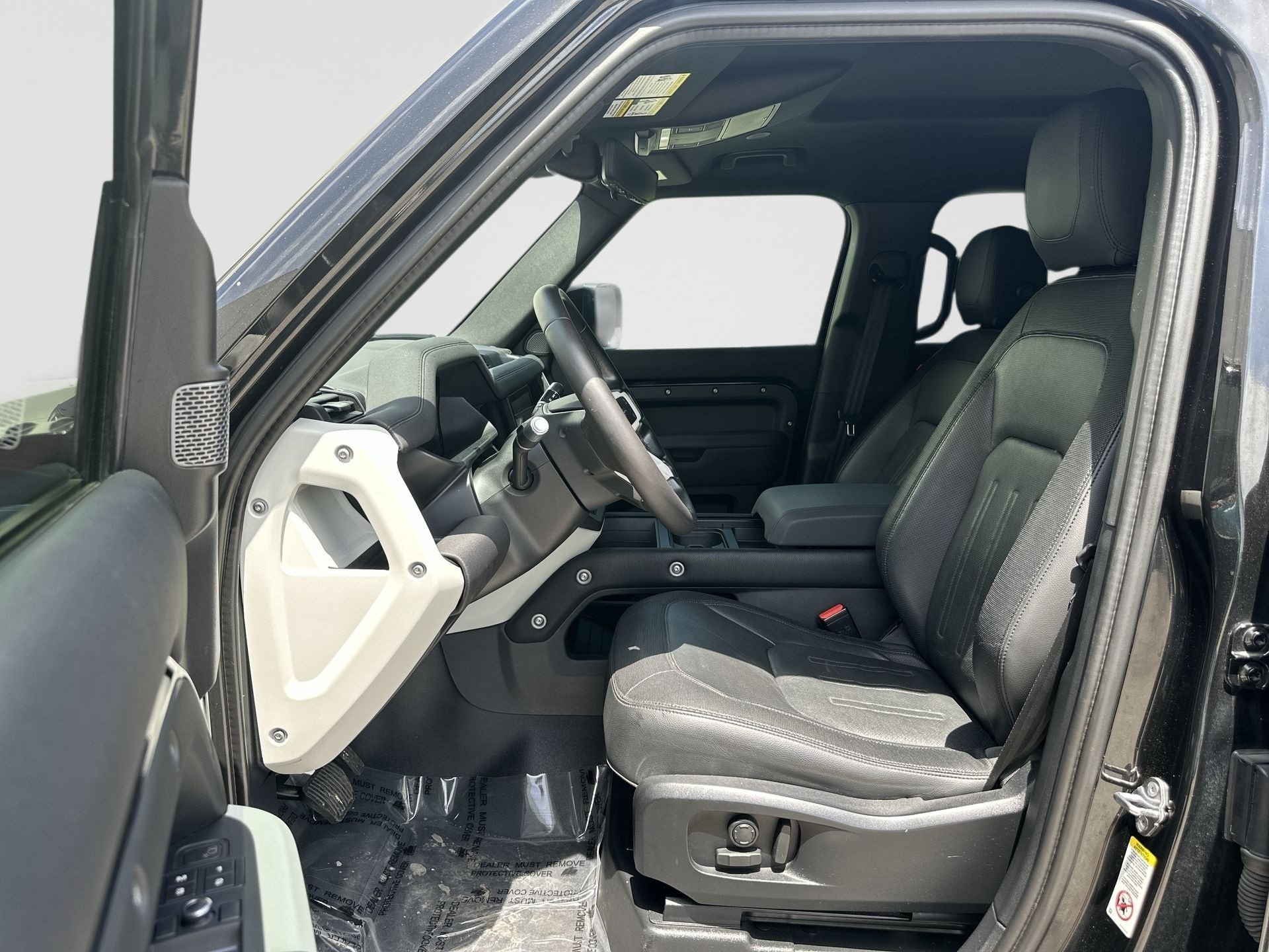 Used 2021 Land Rover Defender 110 X-Dynamic SE AWD/4WD image 19