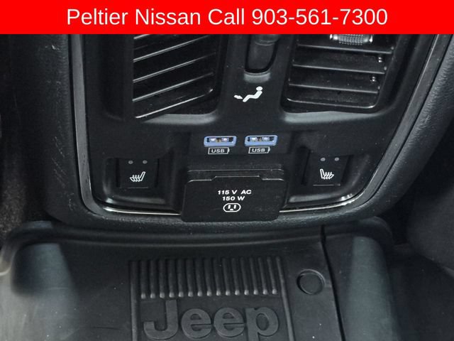 Used 2020 Jeep Grand Cherokee Trailhawk w/ Trailhawk Luxury Group AWD/4WD image 26
