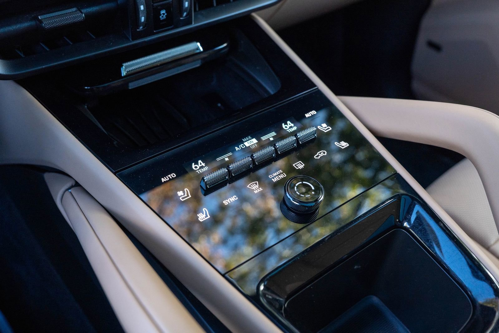 Certified 2024 Porsche Cayenne image 31