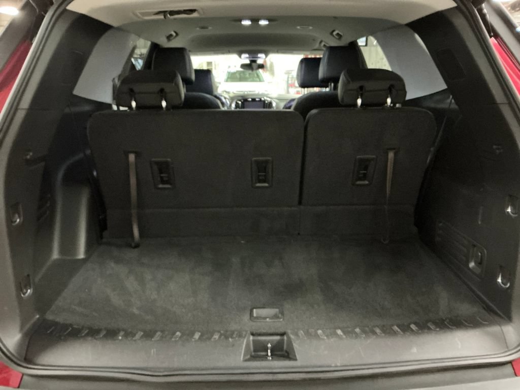 Used 2019 Chevrolet Traverse LT FWD image 24