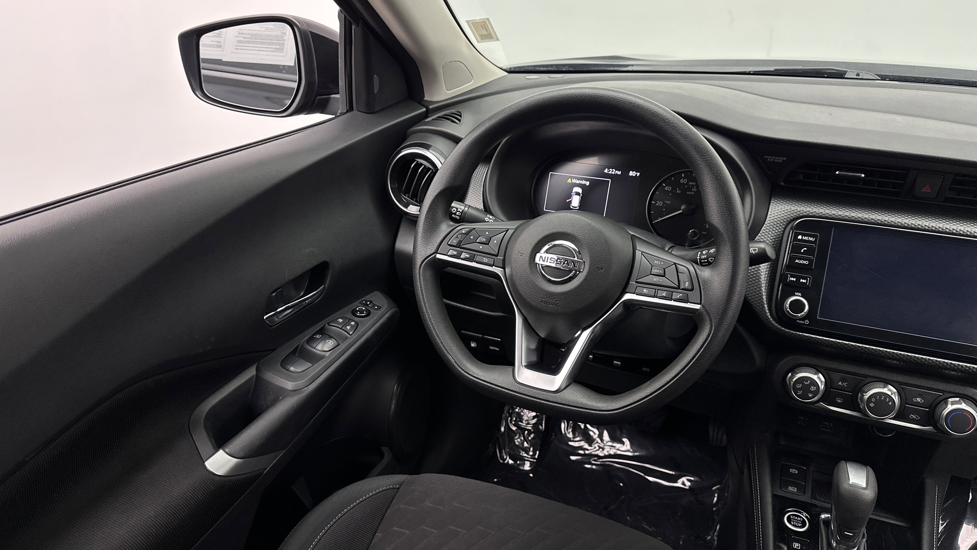 Used 2023 Nissan Kicks SV FWD image 24