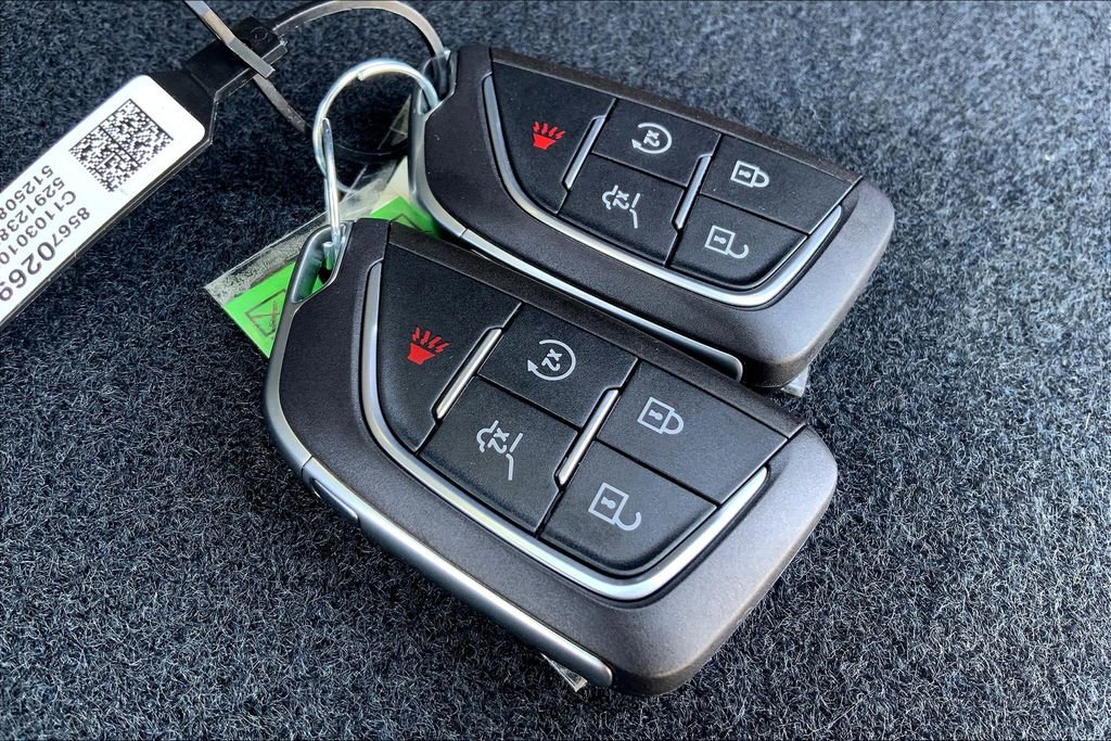 New 2026 Cadillac Vistiq Sport image 36