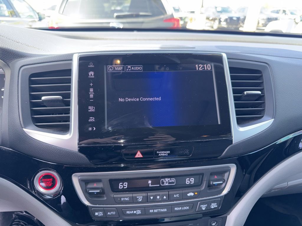 Used 2017 Honda Pilot Elite image 4