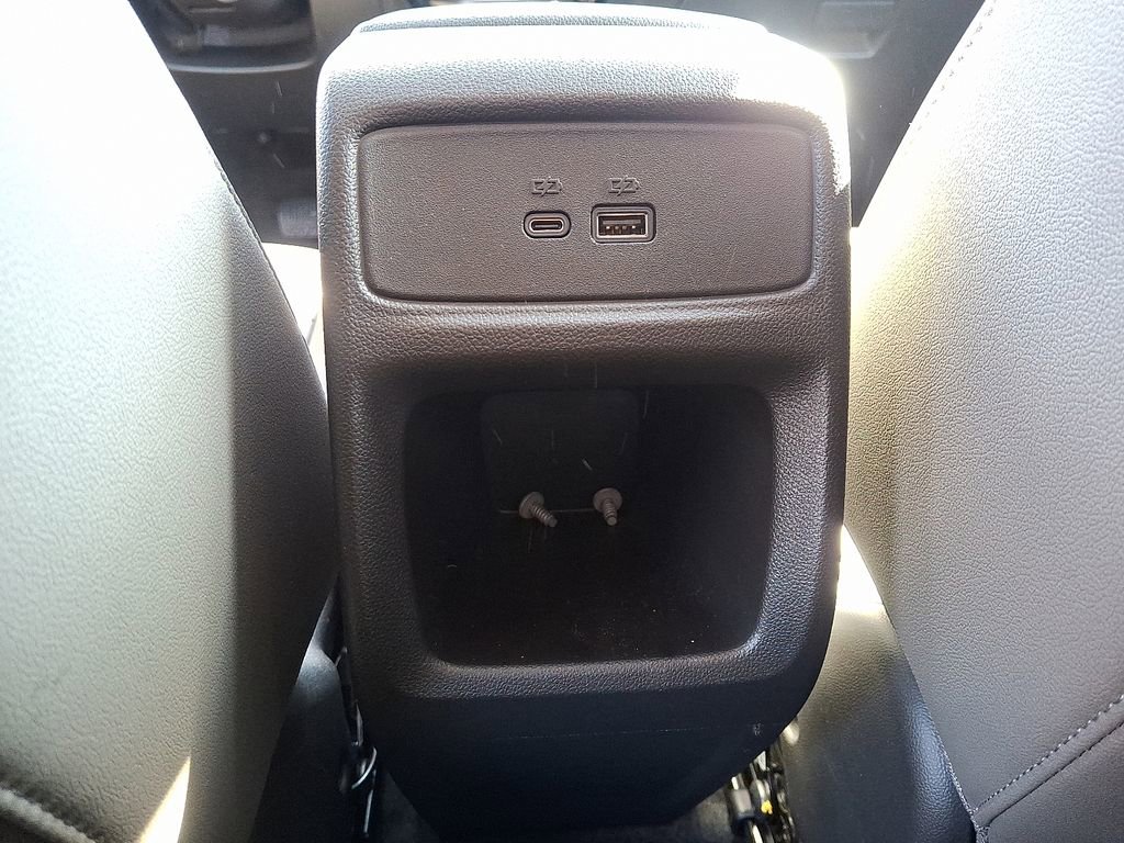 Used 2025 Chevrolet Trax ACTIV w/ Sunroof Package image 10