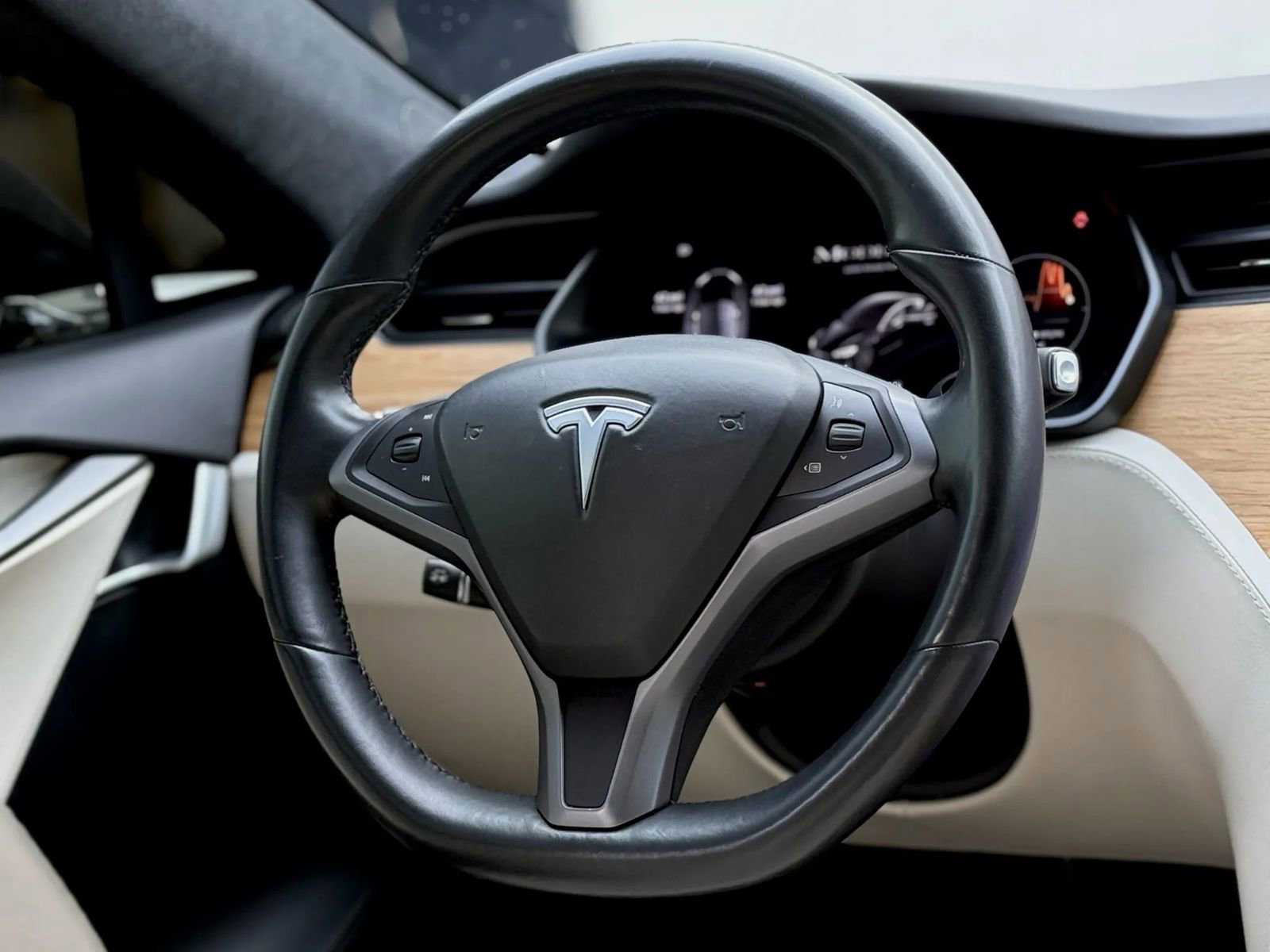 Used 2020 Tesla Model S Long Range Plus image 13