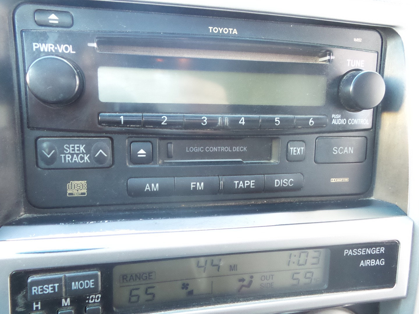 Used 2005 Toyota 4Runner SR5 AWD/4WD image 59