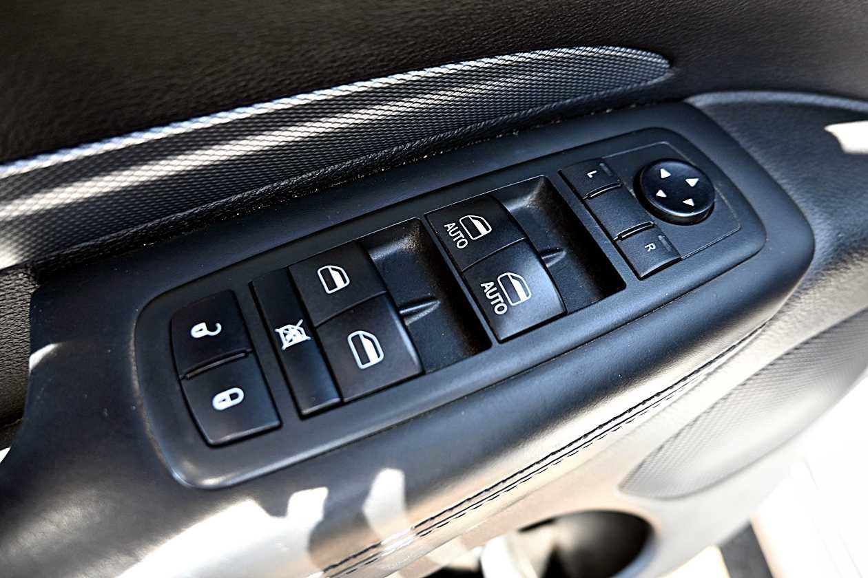 Used 2019 Dodge Durango R/T RWD image 22