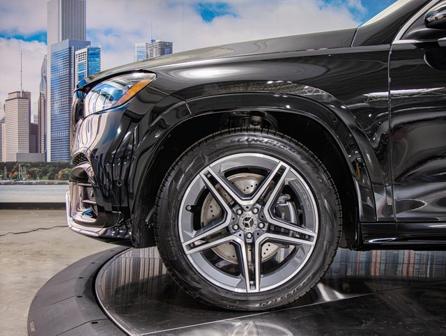 Used 2026 Mercedes-Benz GLS 450 4MATIC image 7