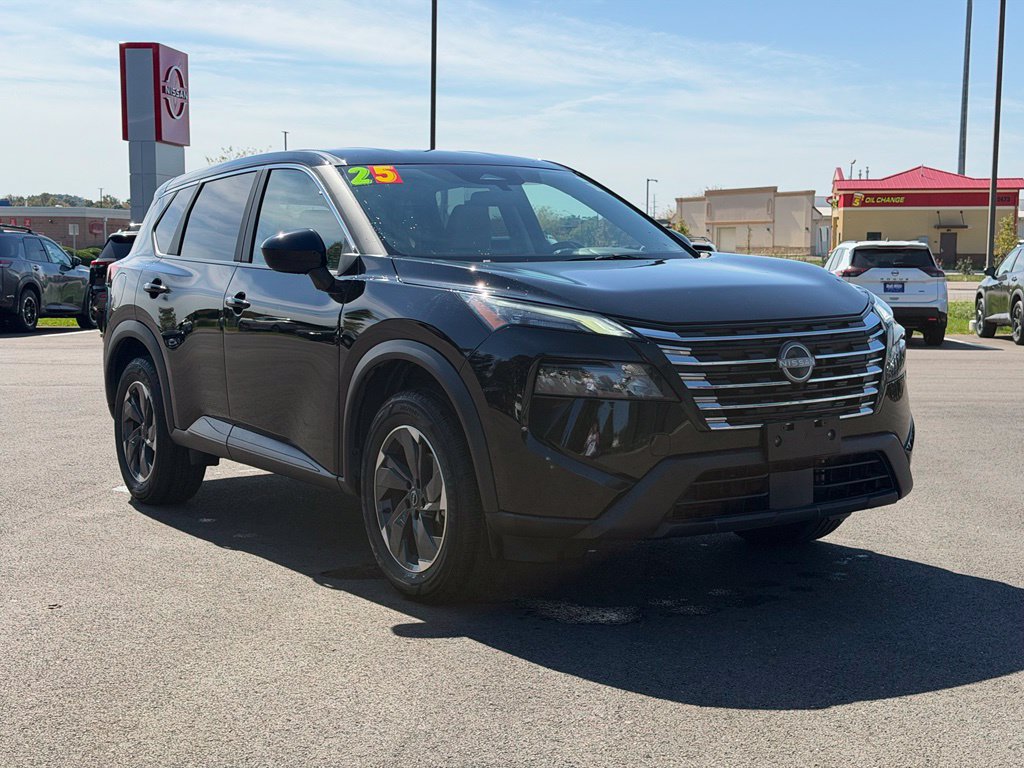 Used 2025 Nissan Rogue SV FWD 360° Tour