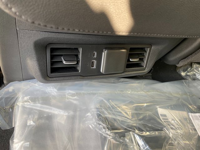 New 2026 GMC Sierra 1500 Elevation image 13