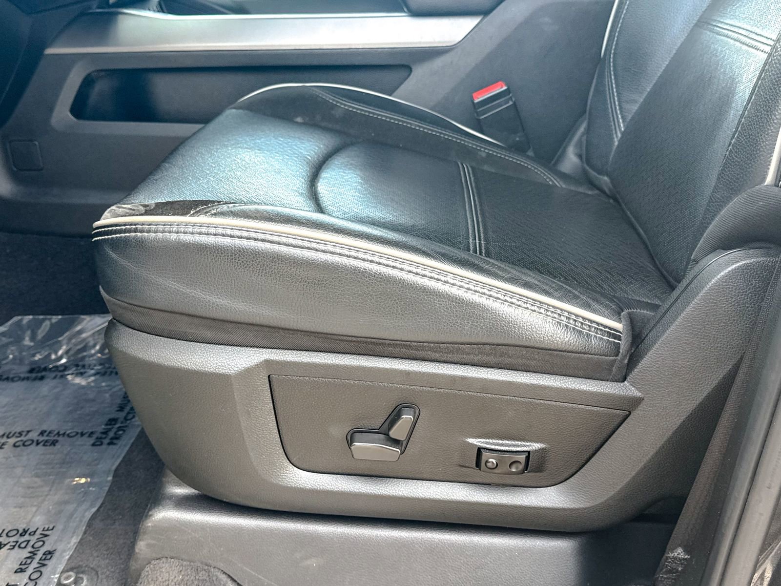 Used 2021 RAM 3500 Laramie image 19