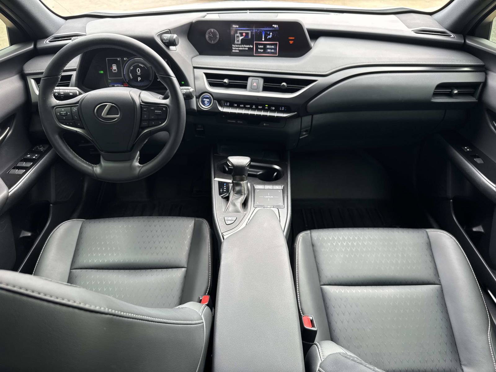 Used 2022 Lexus UX 250h w/ Accessory Package (Z2) AWD/4WD image 21