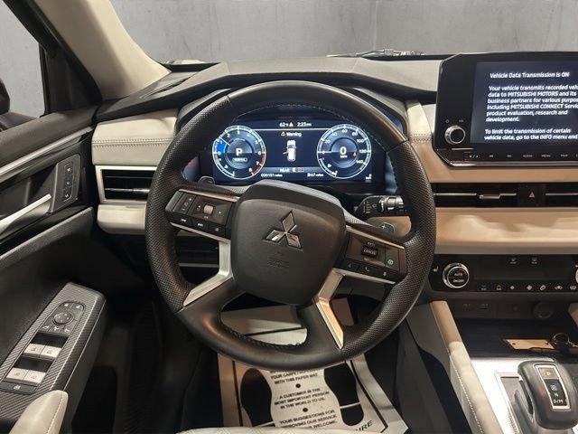 Used 2023 Mitsubishi Outlander SEL AWD/4WD image 14