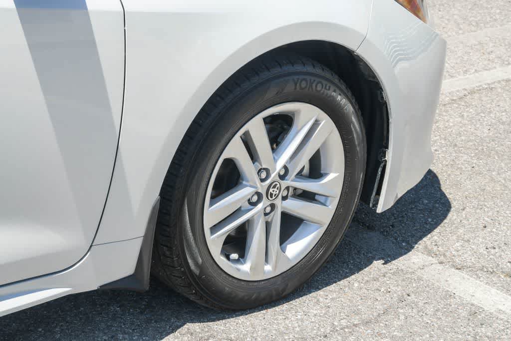 Used 2022 Toyota Corolla SE w/ Carpet Mat Package (TMS) FWD image 11