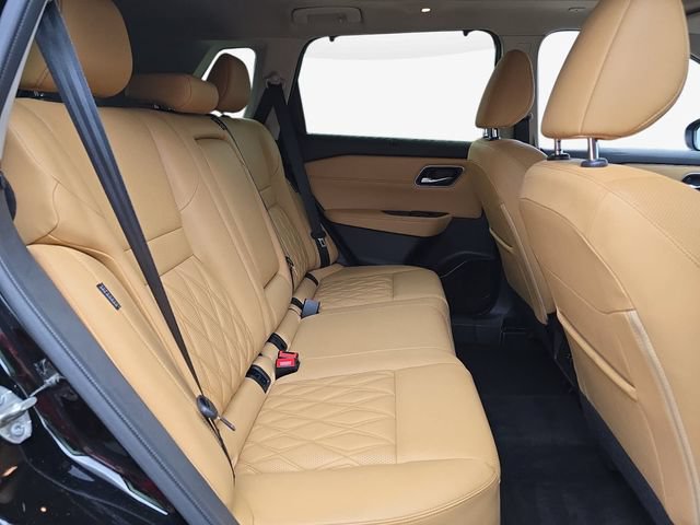Used 2023 Nissan Rogue Platinum FWD image 36