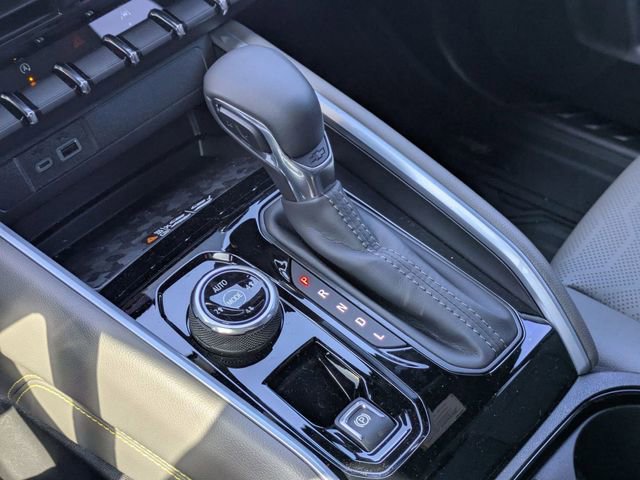 New 2025 Chevrolet Colorado ZR2 w/ ZR2 Bison Edition image 22