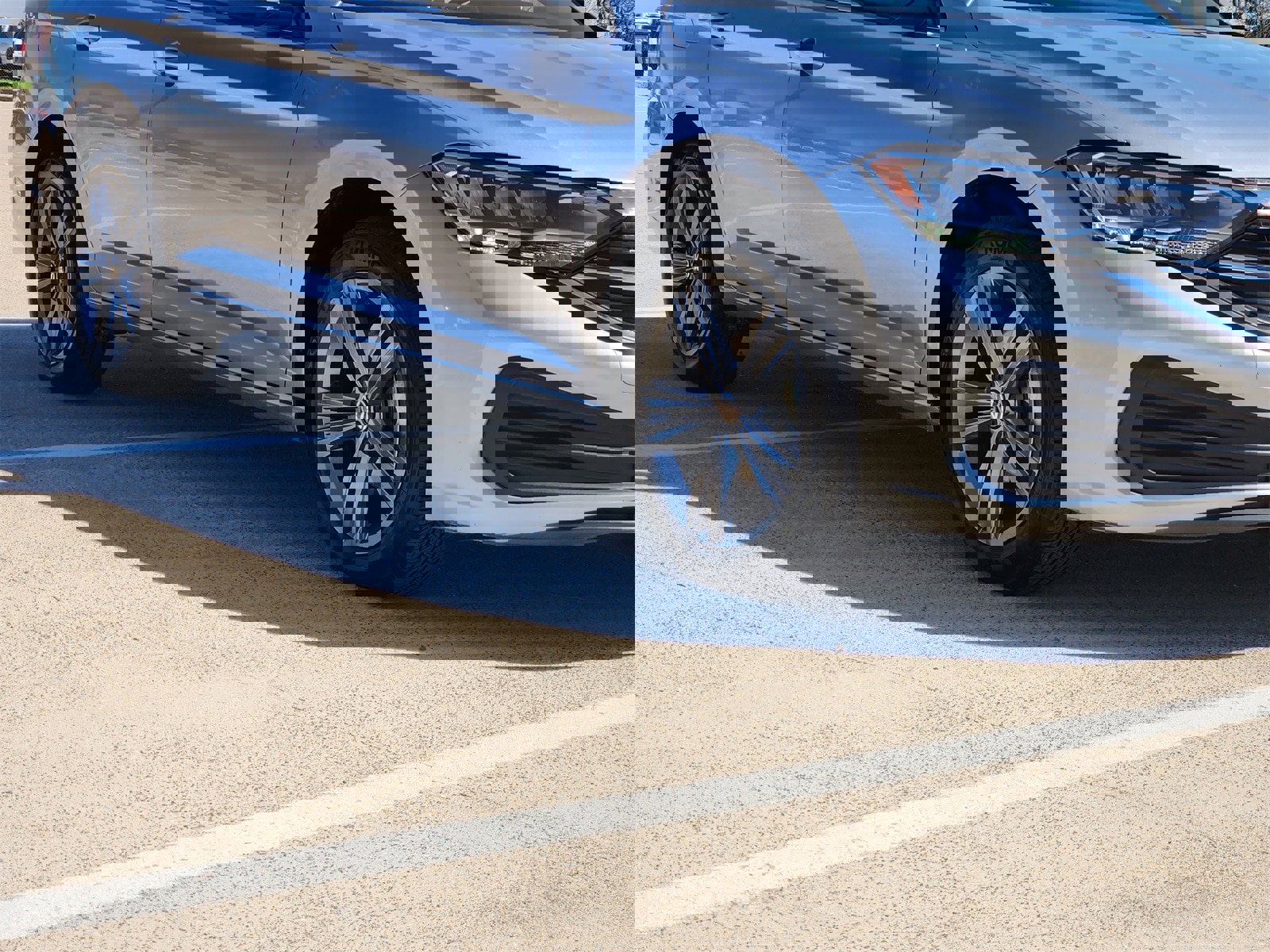 Used 2024 Volkswagen Jetta SE image 11