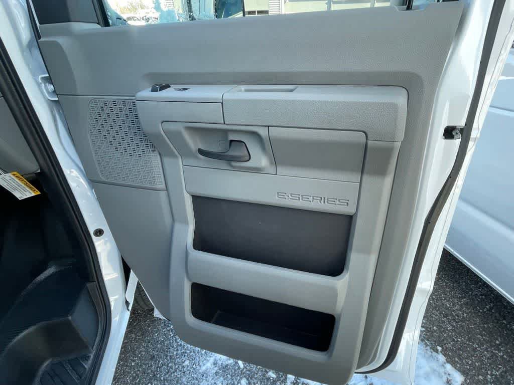 New 2024 Ford E-450 and Econoline 450 Super Duty w/ Power Windows & Locks Group RWD image 29