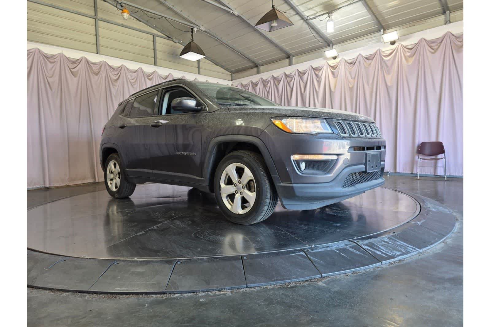 Used 2020 Jeep Compass Latitude FWD image 7
