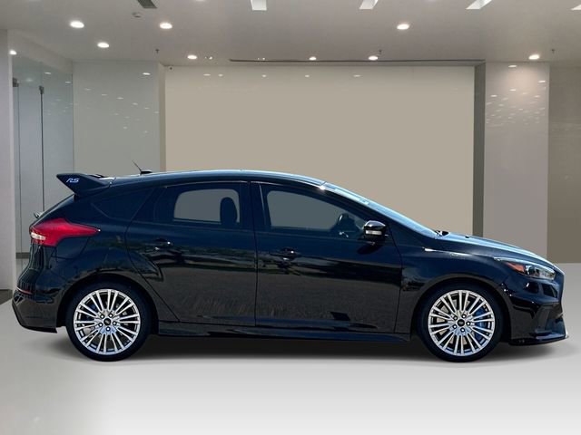 Used 2017 Ford Focus RS AWD/4WD image 5