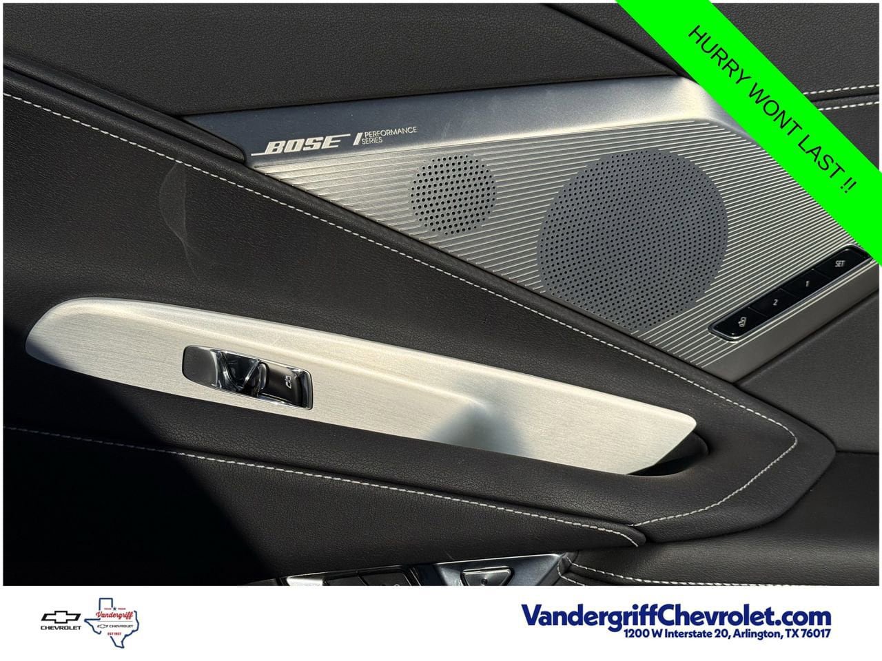Used 2025 Chevrolet Corvette Stingray Preferred Conv w/ Z51 Performance Package RWD image 23