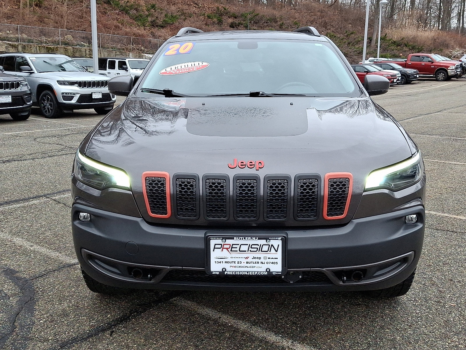 Certified 2020 Jeep Cherokee Trailhawk w/ Cold Weather Group AWD/4WD image 2