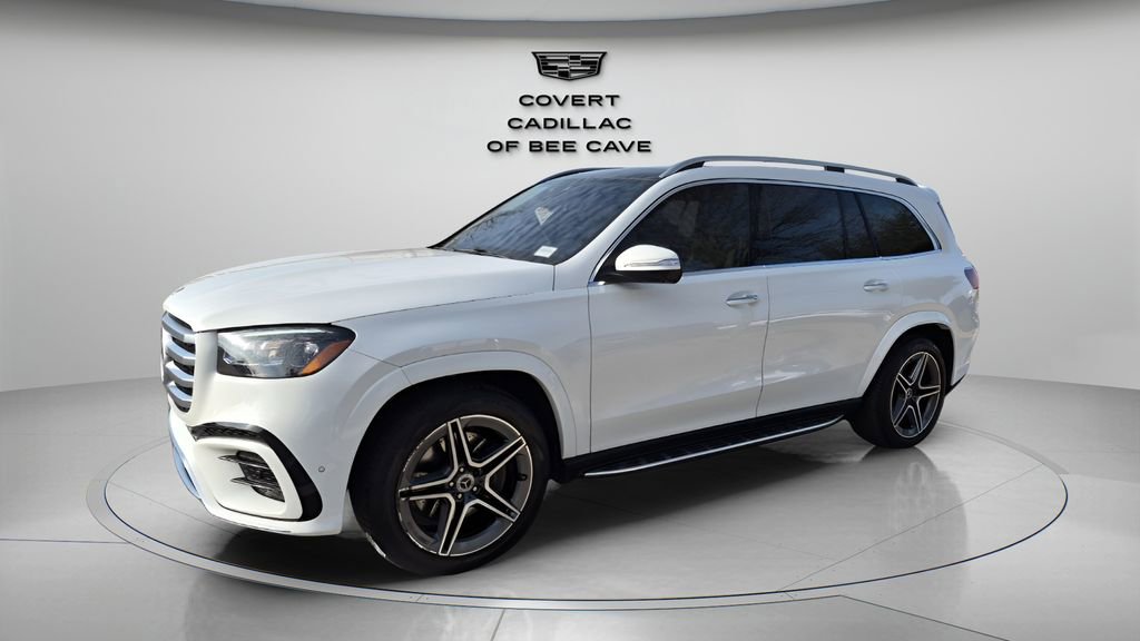 Used 2024 Mercedes-Benz GLS 450 4MATIC image 3