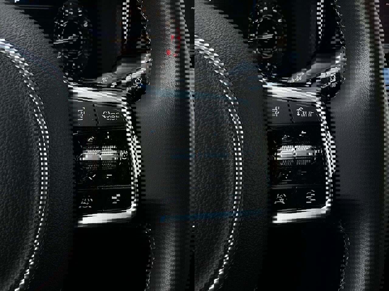 Used 2023 Kia Sorento SX image 39