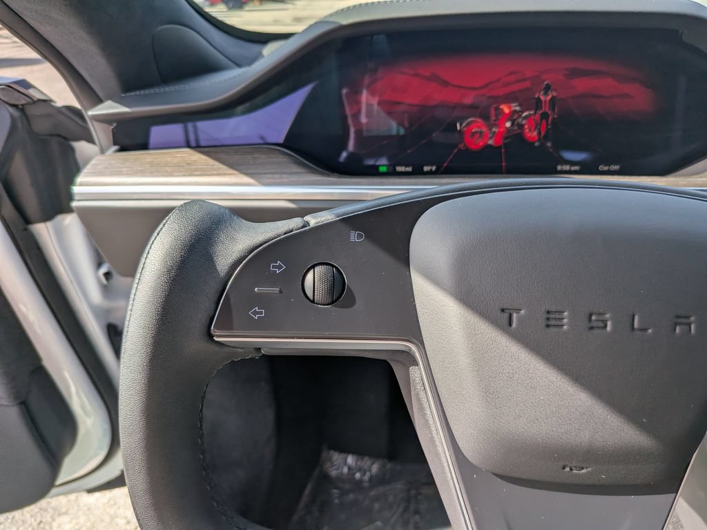 Used 2022 Tesla Model S AWD/4WD image 26