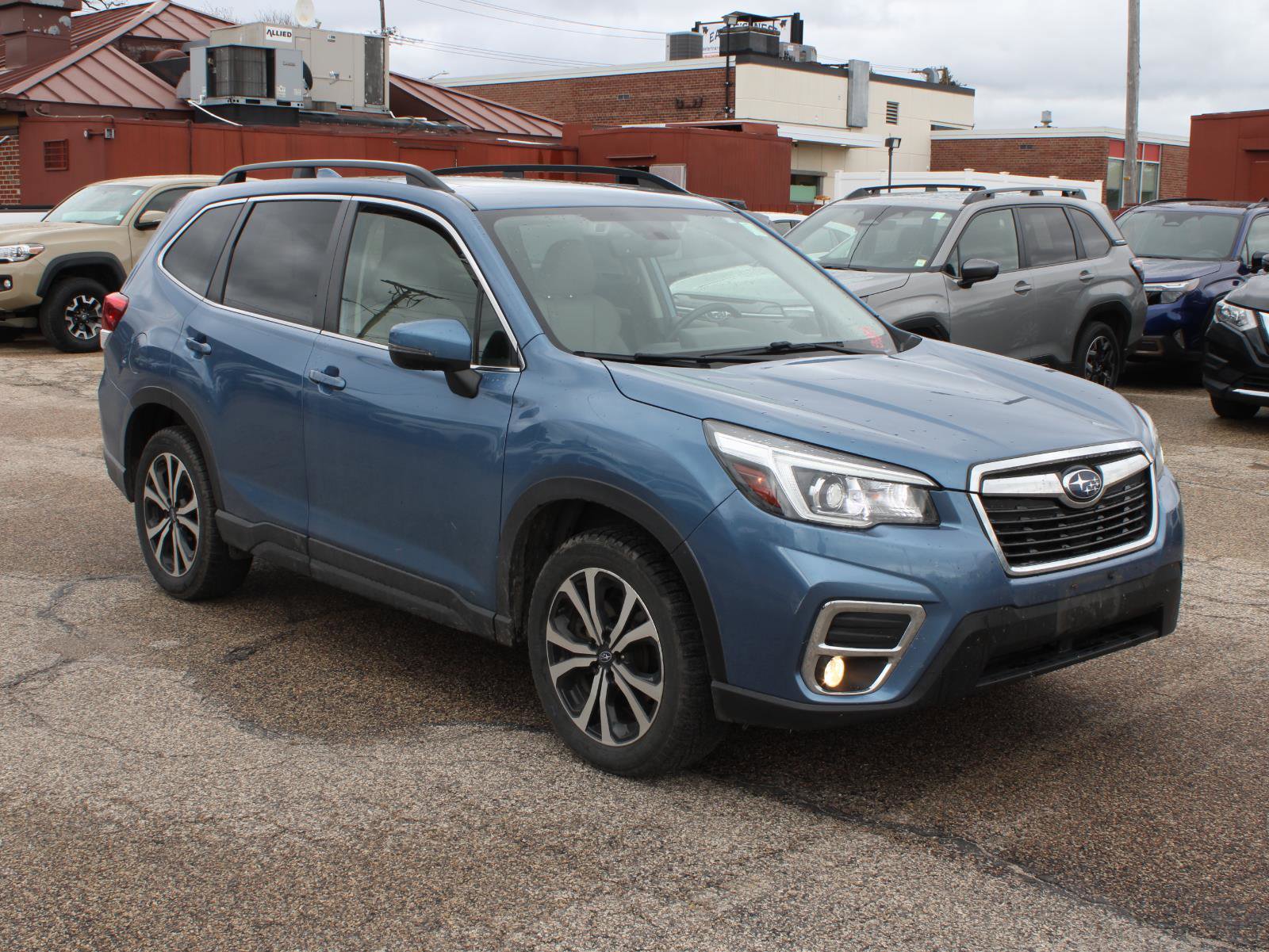 Used 2020 Subaru Forester Limited AWD/4WD image 3