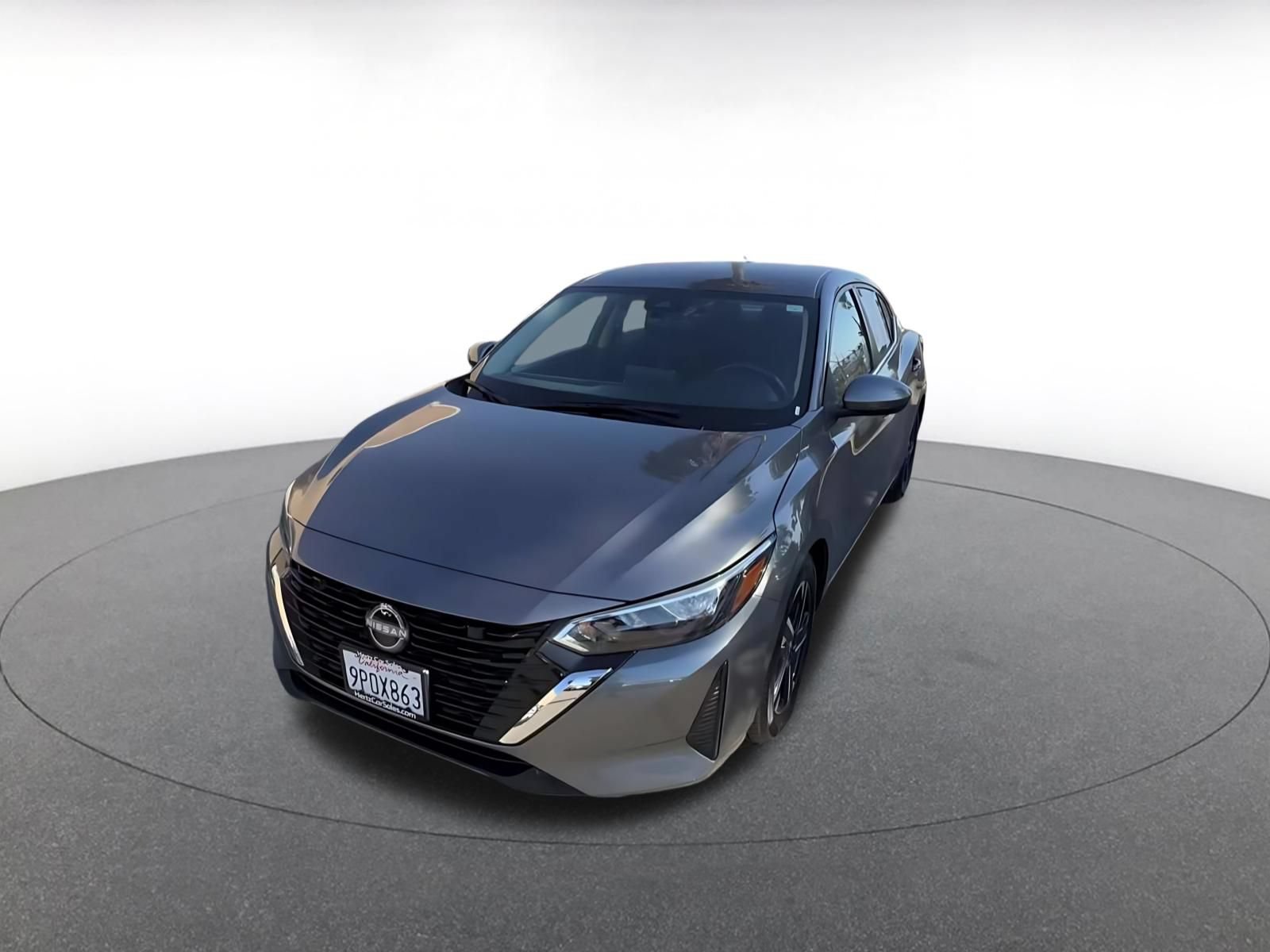 Used 2025 Nissan Sentra SV FWD image 7