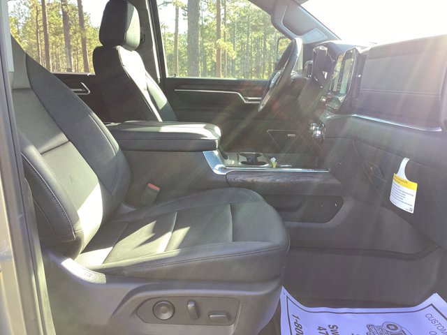 New 2025 GMC Sierra 2500 SLT w/ SLT Premium Package image 23