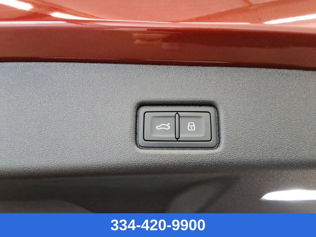 New 2025 Audi Q5 Prestige image 23