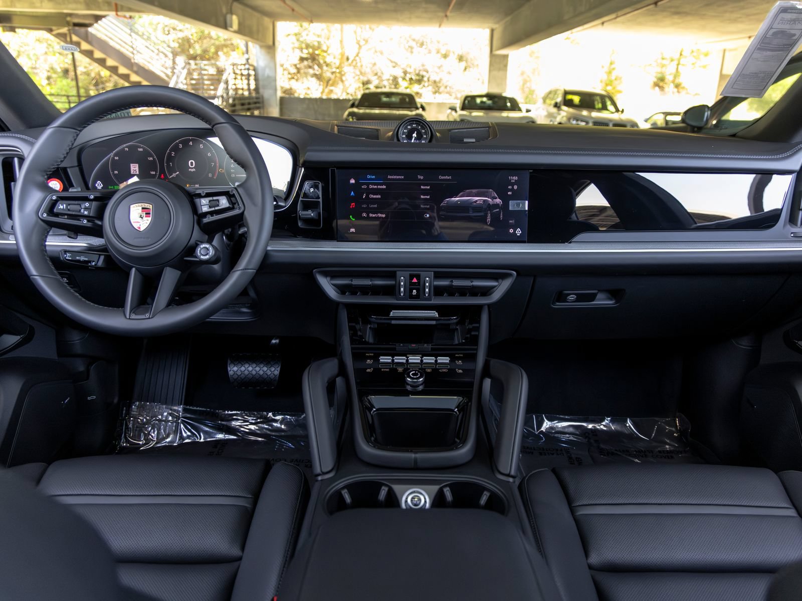 New 2026 Porsche Cayenne Coupe AWD/4WD image 39