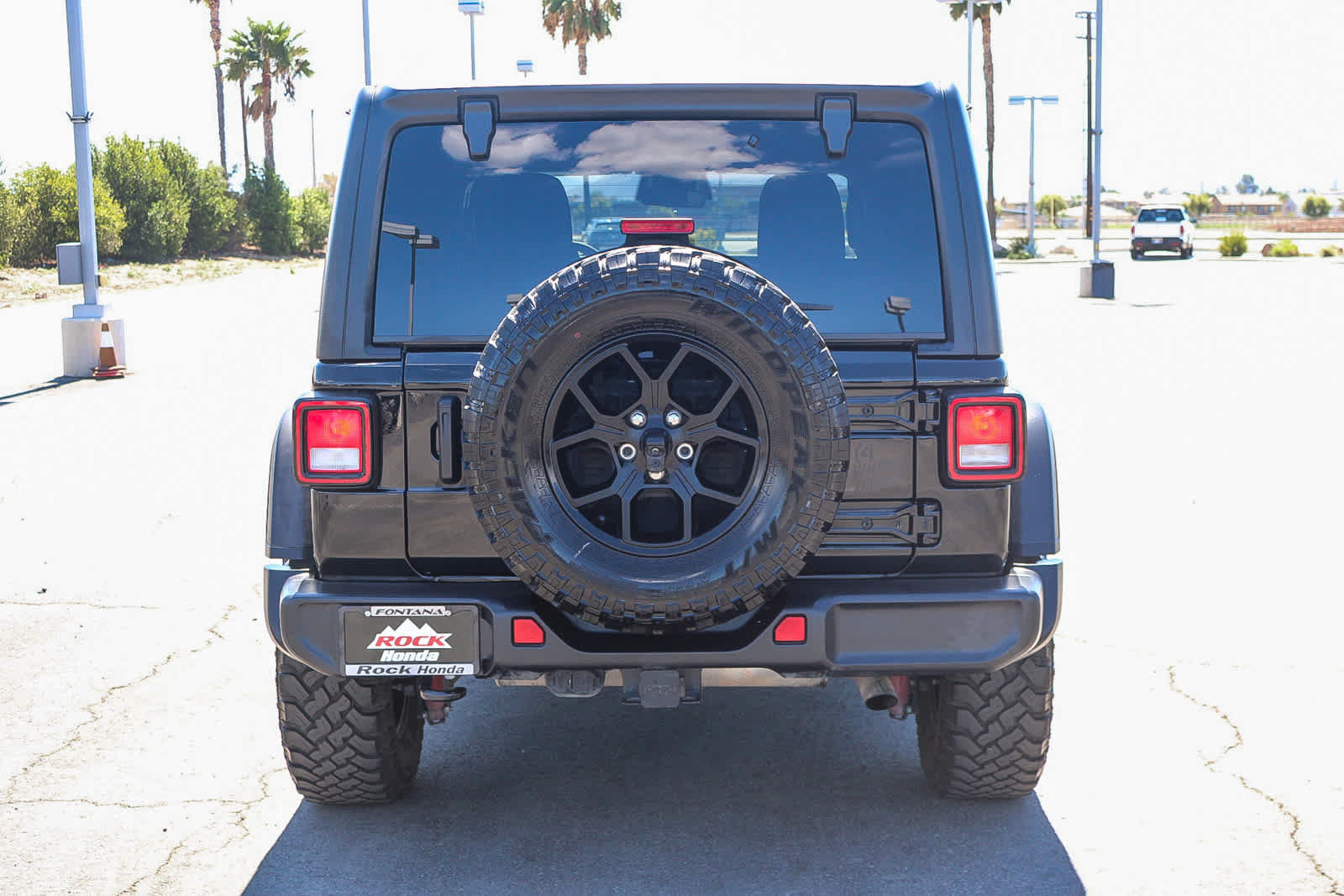 Used 2025 Jeep Wrangler Unlimited Sport AWD/4WD image 7