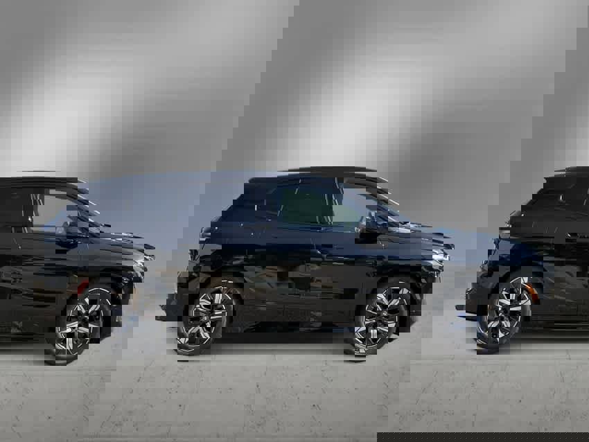 New 2025 BMW iX M60 image 9