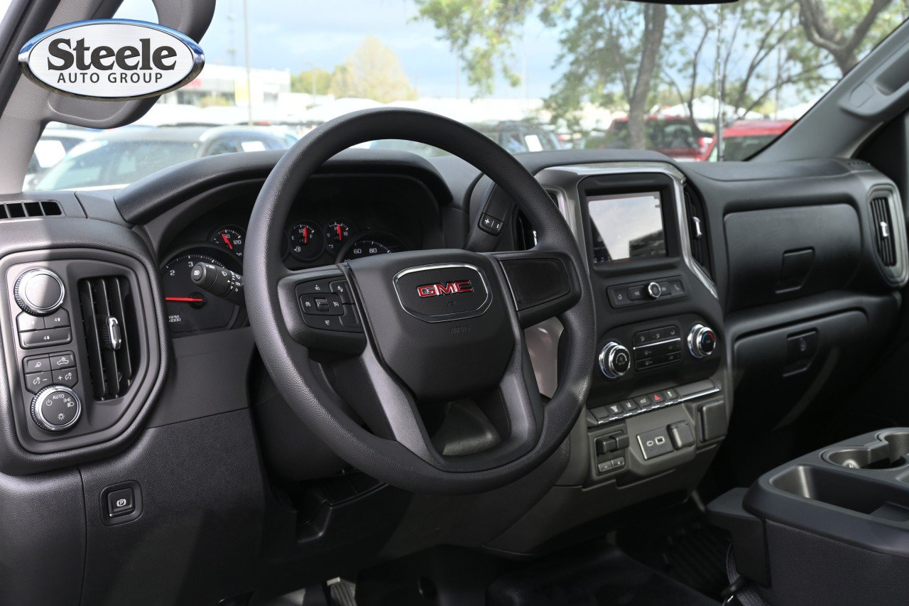 New 2026 GMC Sierra 3500 Pro AWD/4WD image 15