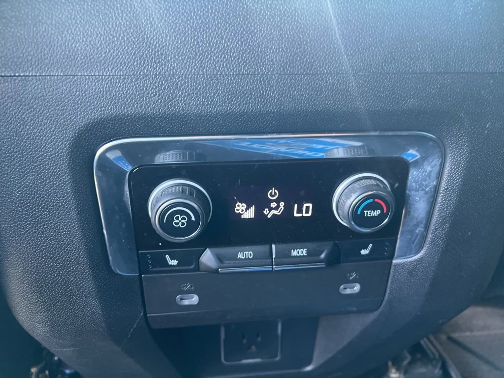Used 2023 Chevrolet Tahoe RST w/ Luxury Package RWD image 9