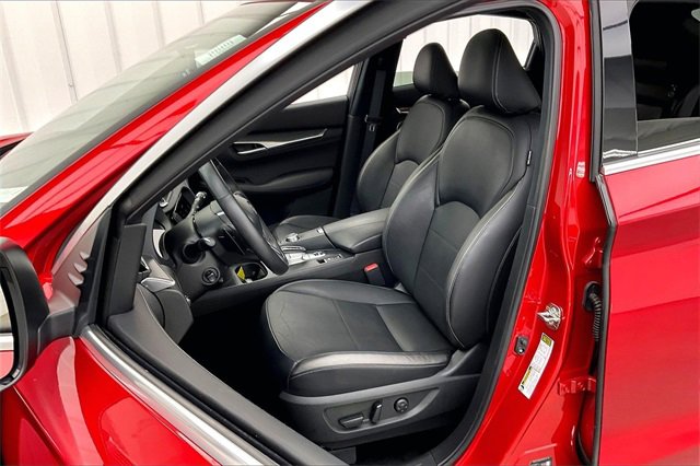 Certified 2024 INFINITI QX55 Essential image 8