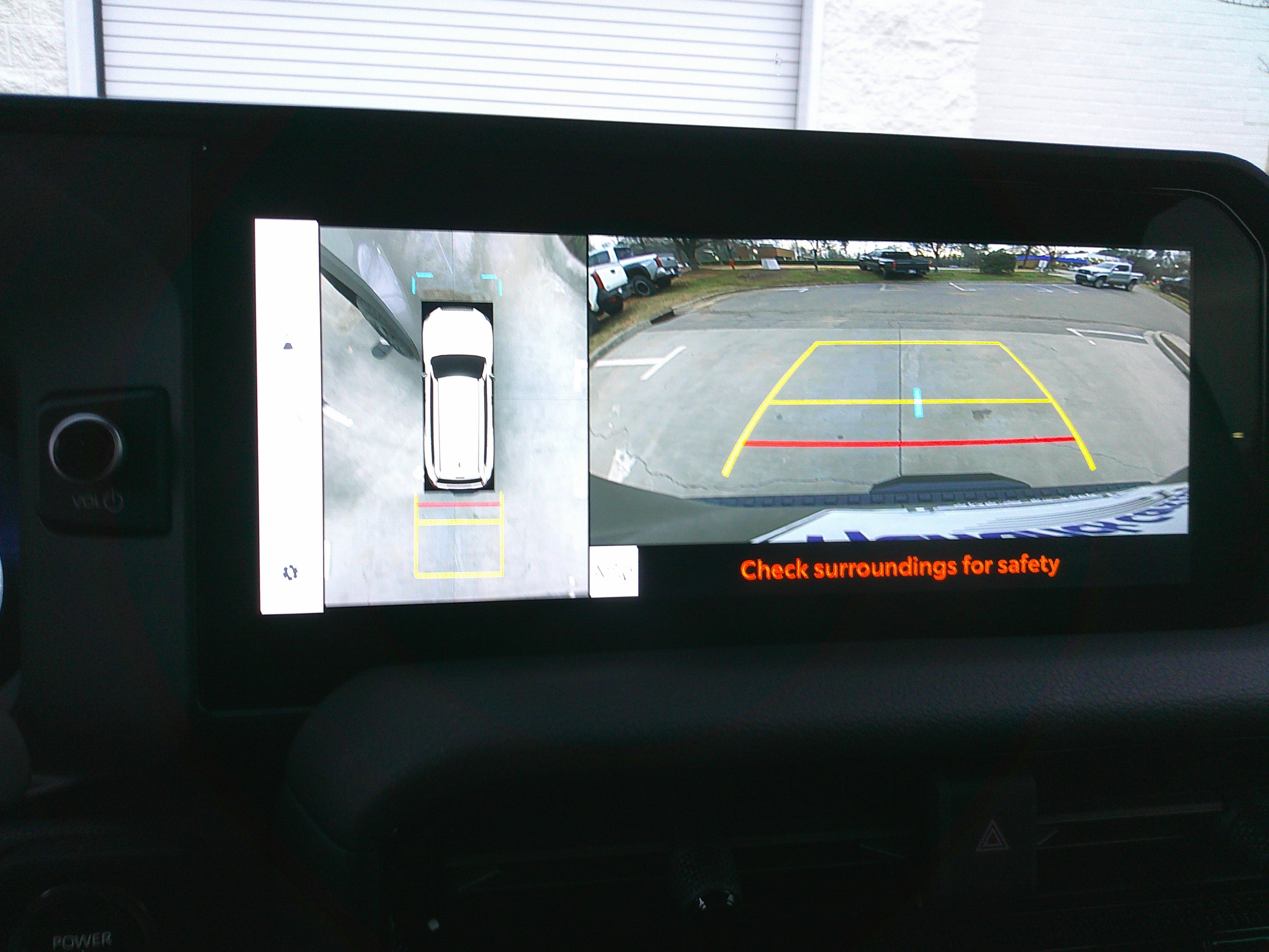 Used 2025 Toyota Land Cruiser image 27