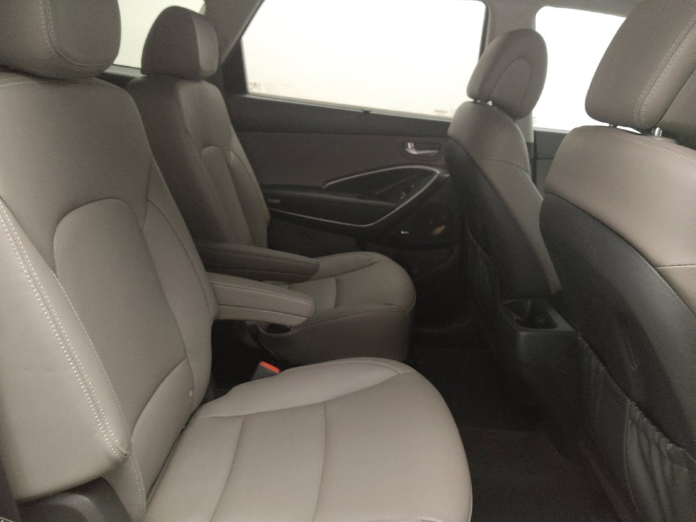 Used 2017 Hyundai Santa Fe Limited image 19